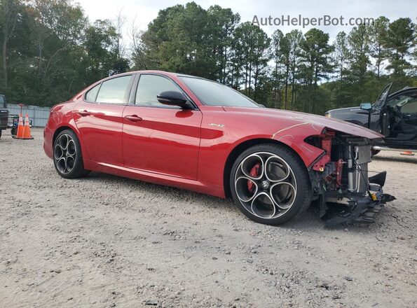 ZARFAMBN1P7670753 2023 ALFA ROMEO GIULIA Красный Передняя правая четверть