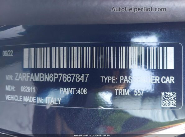 ZARFAMBN6P7667847 2023 ALFA ROMEO GIULIA Черный Вид подкапотного пространства