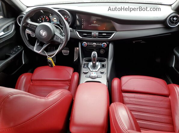 ZARFAMBN7N7653467 2022 ALFA ROMEO GIULIA Черный Вид панели приборов