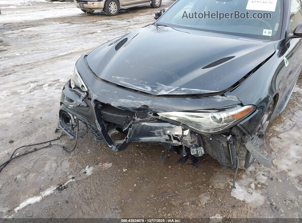 ZARFAMEV0M7648976 2021 ALFA ROMEO GIULIA Черный Вид спереди
