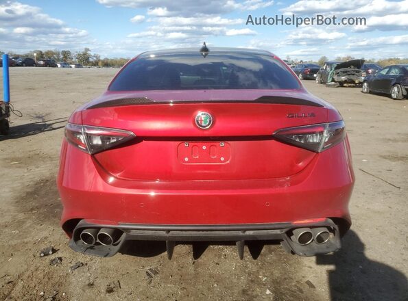 ZARFAMEV8R7690657 2024 ALFA ROMEO GIULIA Красный Вид сзади