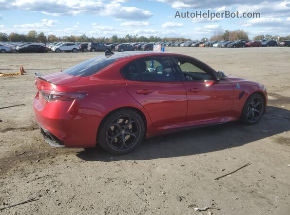 ZARFAMEV8R7690657 2024 ALFA ROMEO GIULIA Красный Задняя правая четверть