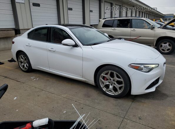 ZARFANBN3M7646763 2021 ALFA ROMEO GIULIA Белый Передняя правая четверть