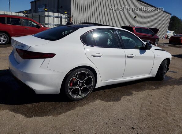 ZARFANBN5P7671572 2023 ALFA ROMEO GIULIA Белый Задняя правая четверть