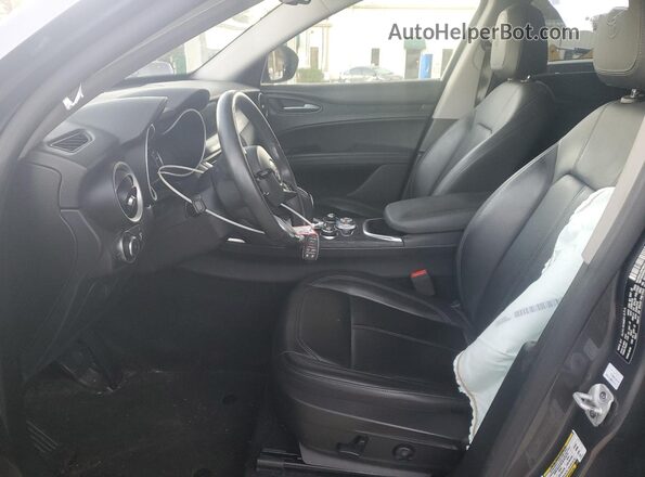 ZASPAKAN3M7D08284 2021 ALFA ROMEO STELVIO Gray წინა სალონის ხედი