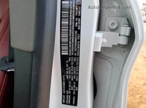 ZASPAKBN8M7D11762 2021 ALFA ROMEO STELVIO White VIN sticker view