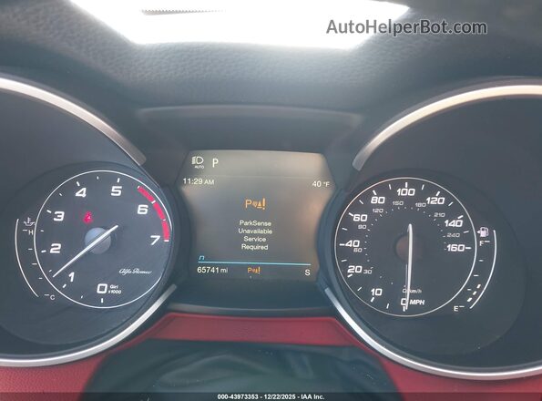 ZASPAKBNXL7C91996 2020 ALFA ROMEO STELVIO Белый Вид задних сидений