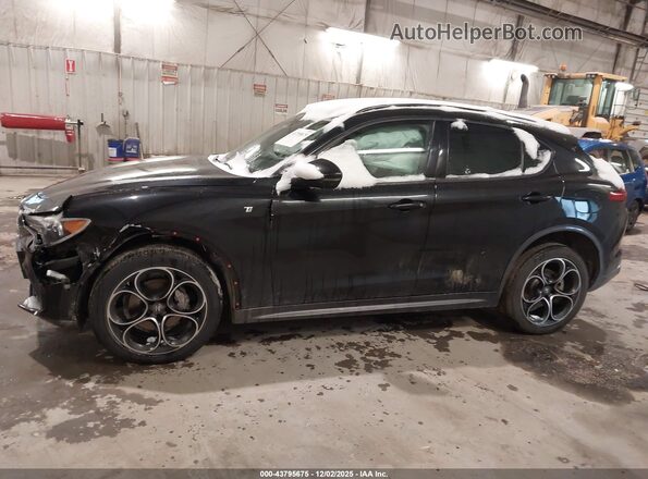 ZASPAKBNXN7D31996 2022 ALFA ROMEO STELVIO Black Vista interior de 360 grados