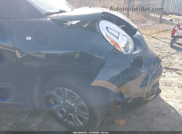 ZFBCFAAH8JZ041045 2018 FIAT 500L Черный Вид щитка приборов