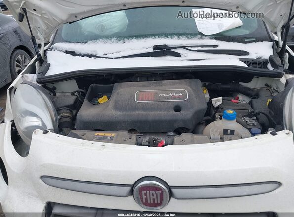 ZFBCFADH5JZ041547 2018 FIAT 500L Белый Вид сзади