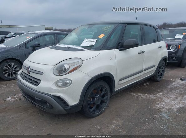 ZFBCFADH5JZ041547 2018 FIAT 500L Белый Передняя левая четверть