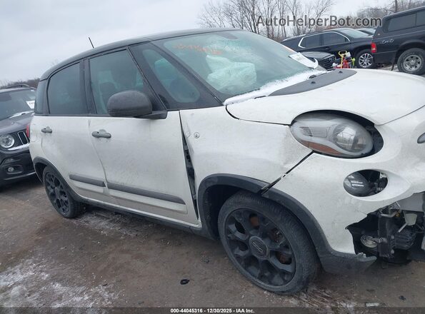 ZFBCFADH5JZ041547 2018 FIAT 500L Белый Вид задней части салона