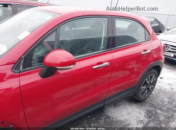 ZFBCFXAB3HP555230 2017 FIAT 500X Red Widok wnętrza 360 stopni