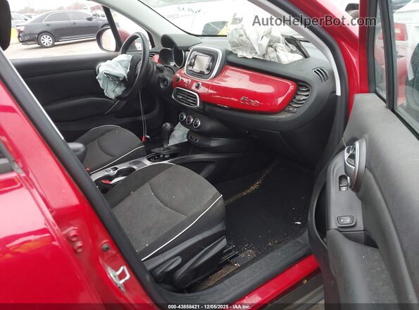 ZFBCFXABXHP606299 2017 FIAT 500X Red წინა სალონის ხედი