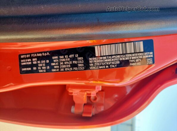 ZFBCFXAT9GP393269 2016 FIAT 500 Orange Widok komory silnika