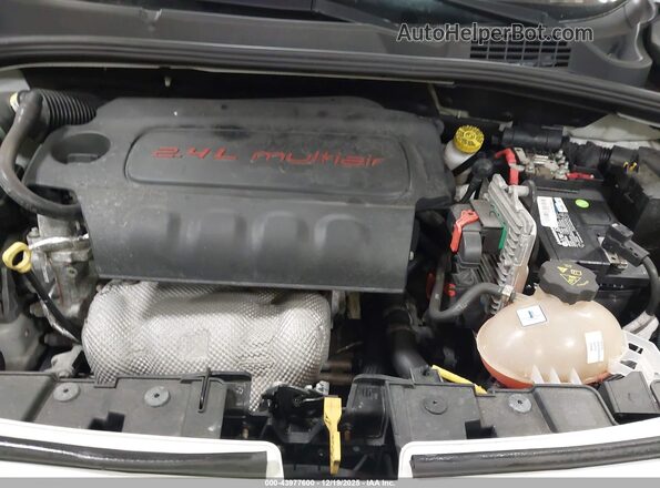 ZFBCFYAB0HP533112 2017 FIAT 500X Белый Вид сзади