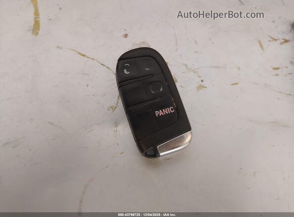 ZFBCFYAB6JP661733 2018 FIAT 500X Белый Вид панели приборов