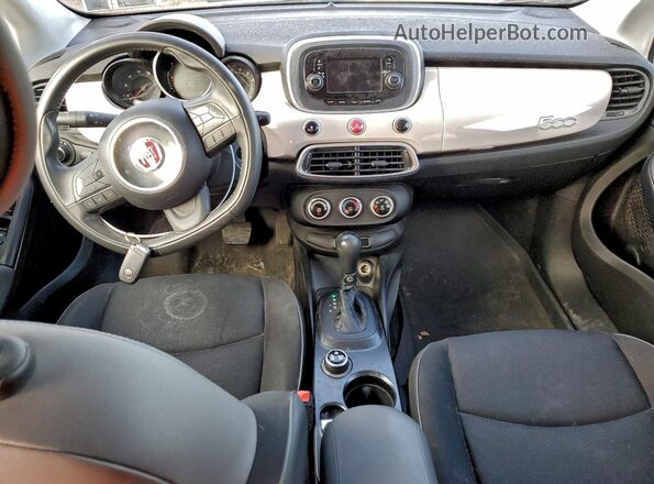 ZFBCFYBT6GP400960 2016 FIAT 500X Белый Вид панели приборов