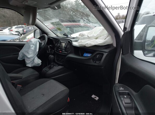 ZFBERFBT6G6C14011 2016 RAM PROMASTER CITY White Widok wnętrza z przodu
