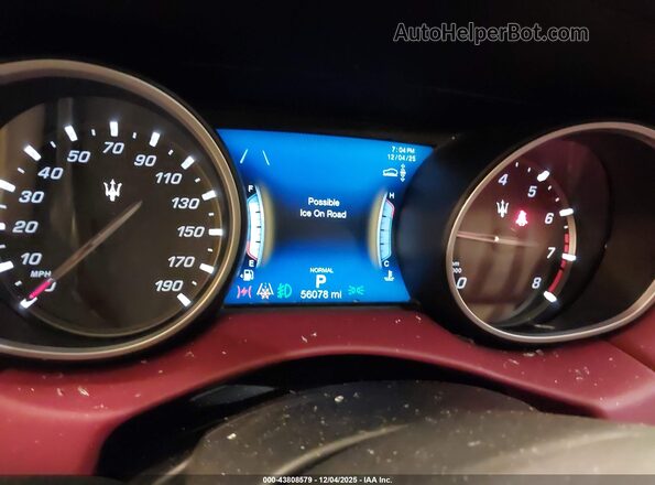 ZN661XUS1KX309822 2019 MASERATI LEVANTE Black Вид задніх сидінь