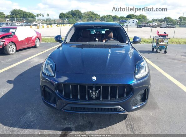 ZN682AVA3P7442503 2023 MASERATI GRECALE Blue Вид задньої частини салону
