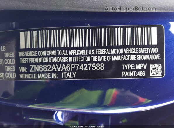 ZN682AVA6P7427588 2023 MASERATI GRECALE Blue Vista del compartimento del motor
