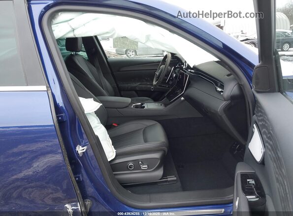 ZN682AVA6P7427588 2023 MASERATI GRECALE Blue Vista interior delantera