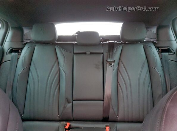 ZN6PMDAA8R7457482 2024 MASERATI GRECALE Белый Вид задних сидений