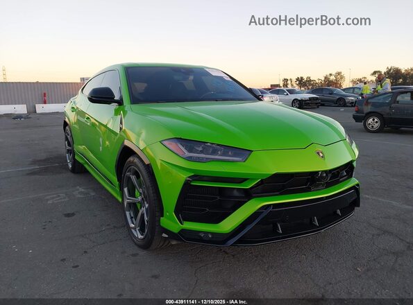 ZPBUA1ZL2KLA04966 2019 LAMBORGHINI URUS Green Przód prawy