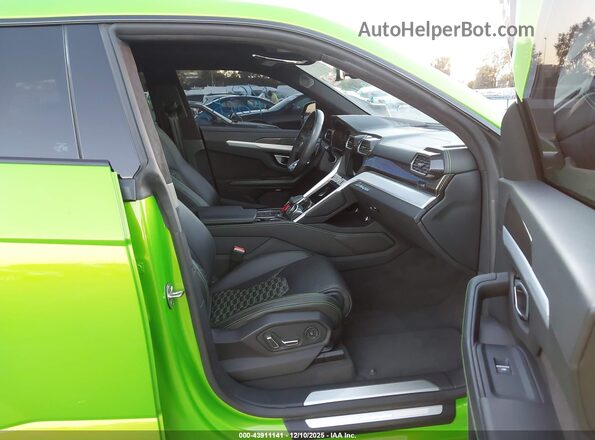 ZPBUA1ZL2KLA04966 2019 LAMBORGHINI URUS Green Widok wnętrza z przodu