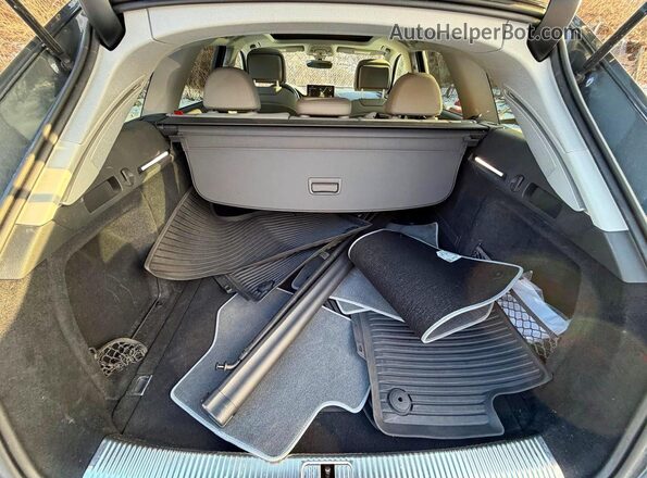 WA18NAF44LA032477 2020 AUDI OTHER Gray Vista del compartimento del motor