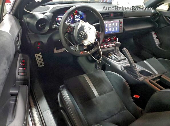 JF1ZNBE17R8756709 2024 TOYOTA GR86 Серебряный Вид щитка приборов