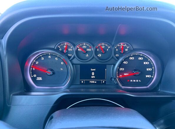 1GCPWBEH8MZ151578 2021 CHEVROLET ALL MODELS Белый Вид щитка приборов