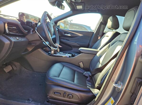 KL47LBEPXSB102298 2025 BUICK ENVISION Gray Vista del salpicadero