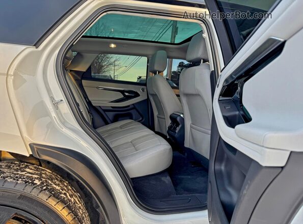 SALZP2FXXLH020130 2020 LAND ROVER RANGE ROVER Белый Вид салона спереди