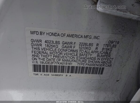 19UDE2F77KA015161 2019 ACURA ILX White Vista del compartimento del motor