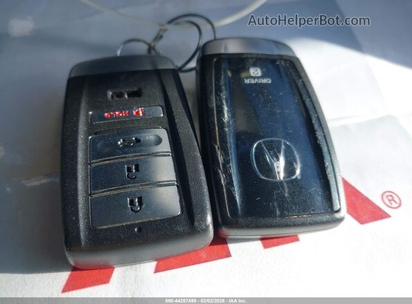 19UUB2F30GA003396 2016 ACURA TLX Серый Вид панели приборов