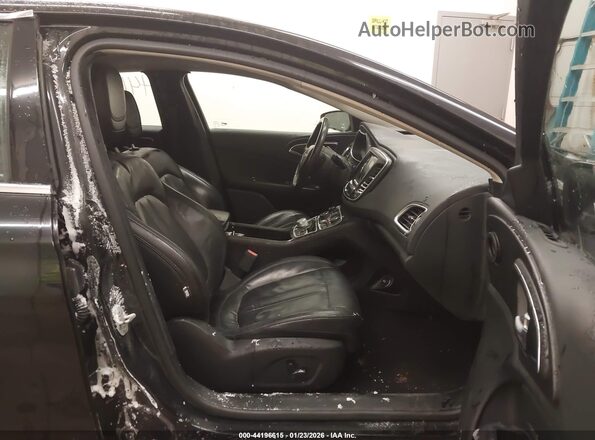 1C3CCCABXHN501177 2017 CHRYSLER 200 Черный Вид салона спереди