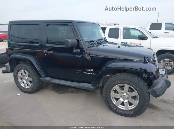 1C4AJWBG9HL506726 2017 JEEP WRANGLER Черный Вид задней части салона