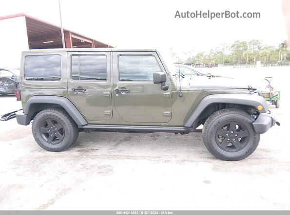 1C4BJWDG1GL105168 2016 JEEP WRANGLER UNLIMITED Зеленый Вид задней части салона