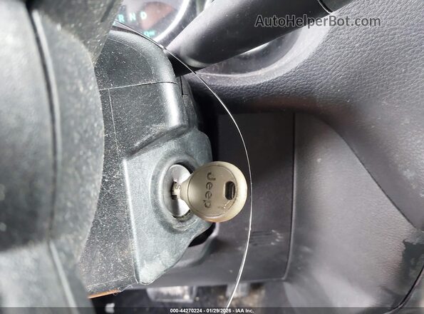 1C4BJWDG8HL588918 2017 JEEP WRANGLER UNLIMITED Gray Widok deski rozdzielczej