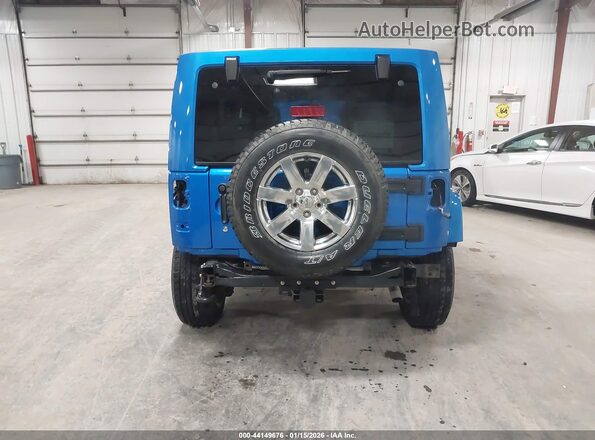 1C4BJWEG9GL158702 2016 JEEP WRANGLER UNLIMITED Blue Widok z przodu