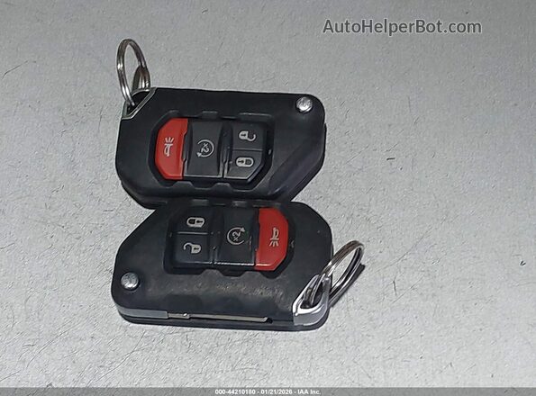 1C4HJXDN3MW740398 2021 JEEP WRANGLER UNLIMITED Зеленый Вид панели приборов