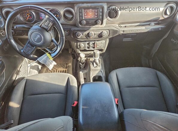 1C4HJXDN7LW204441 2020 JEEP WRANGLER Серебряный Вид панели приборов