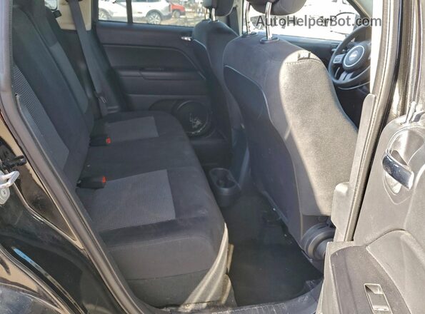 1C4NJCBA2GD508015 2016 JEEP COMPASS Black Widok wnętrza z tyłu