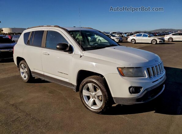 1C4NJCBA2GD705170 2016 JEEP COMPASS Белый Передняя правая четверть
