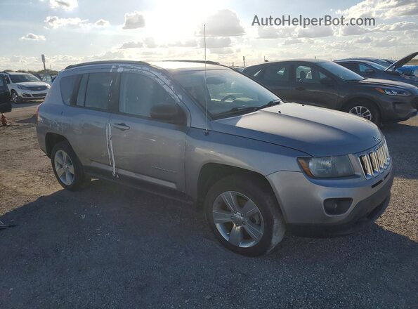 1C4NJCBA3GD611556 2016 JEEP COMPASS Gray Delantero derecho