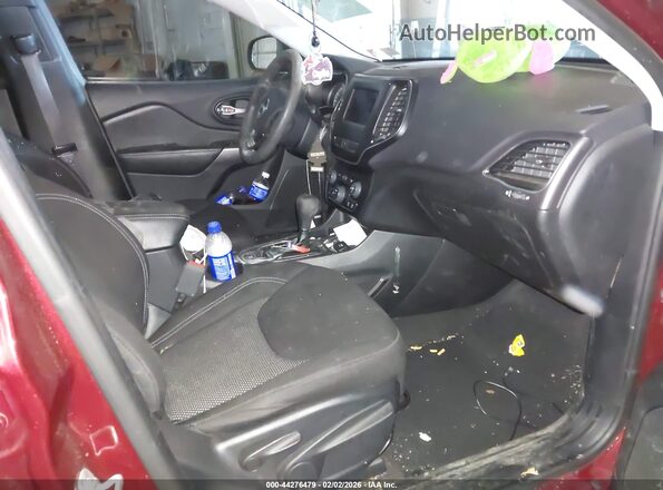 1C4PJLCB4KD466648 2019 JEEP CHEROKEE Red Widok wnętrza z przodu