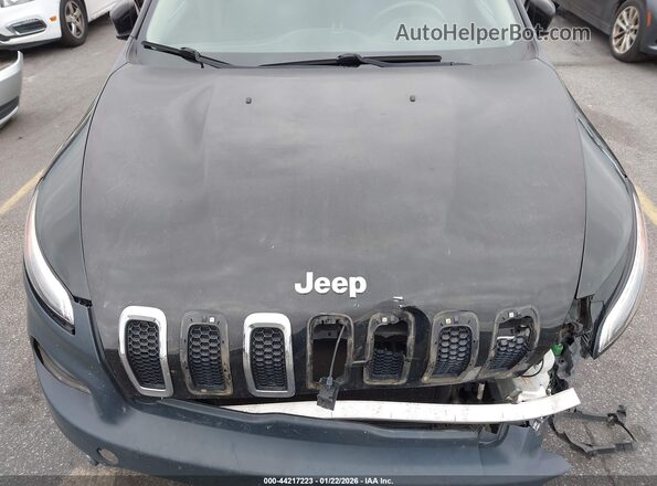 1C4PJLCB7HW540268 2017 JEEP CHEROKEE Black Widok z tyłu
