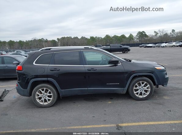 1C4PJLCB7HW540268 2017 JEEP CHEROKEE Black Widok wnętrza z tyłu